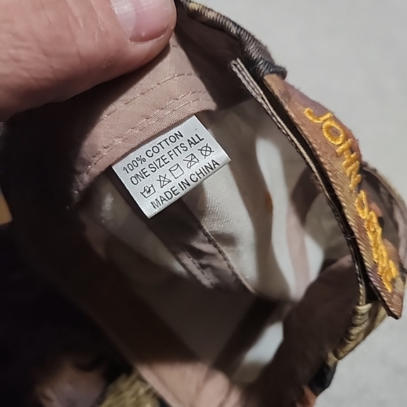 John Deere Woodland Camo Hat - Picture 4 of 4